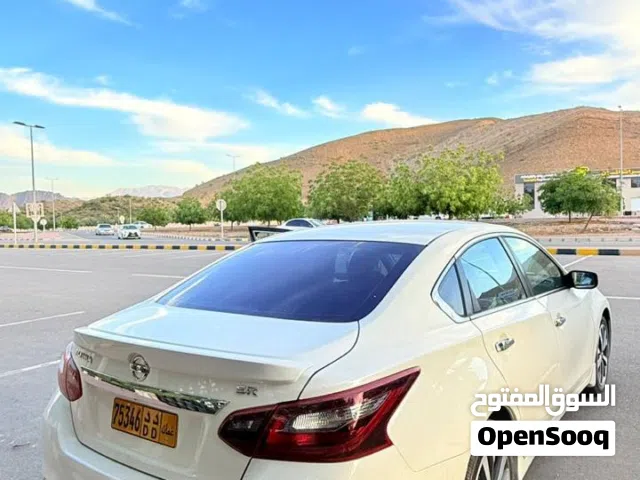 2017 نيسان التيما SR