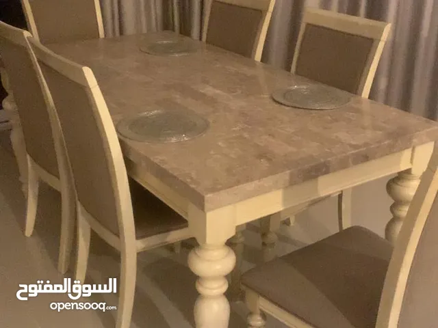 طقم جلوس وطاولة طعام عدد ست كراسي A set of sofas & Dining table 6 chairs