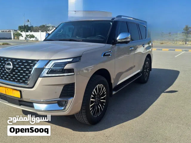 نيسان باترول V6موديل 2023 نظيف جدا استخدام بسيط