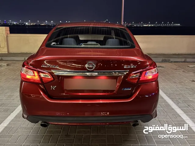 Nissan Altima 2017 GCC SPEC (low kilometer)