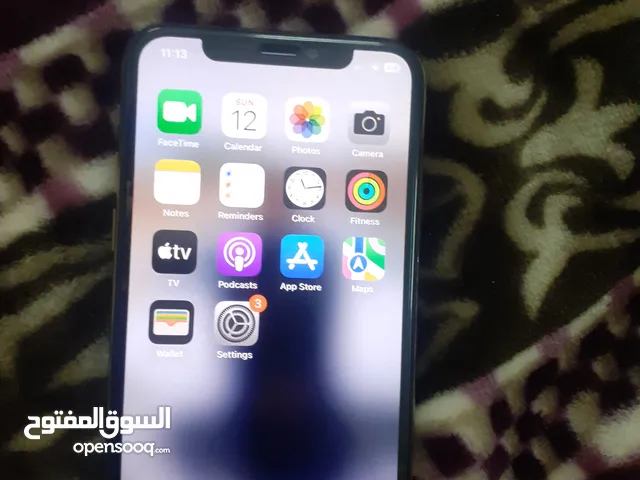 iPhone Xs بحاله ممتازه