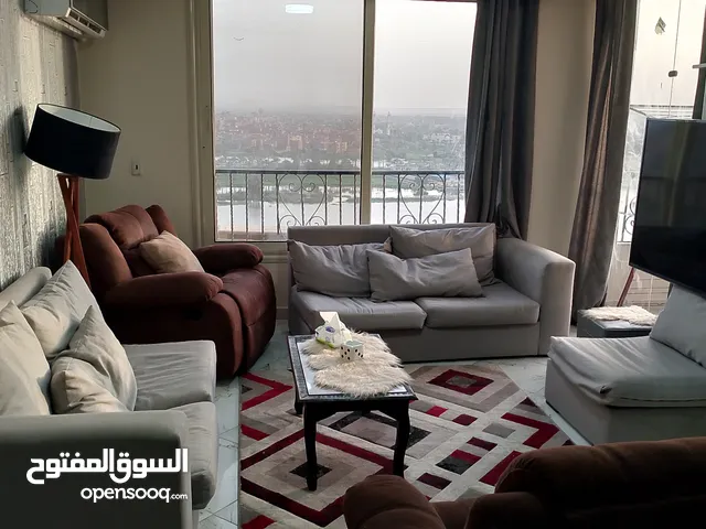 شقة للإيجار مفروش كورنيش النيل المعادى صف اول علي النيل 3 غرفة نوم للأسر