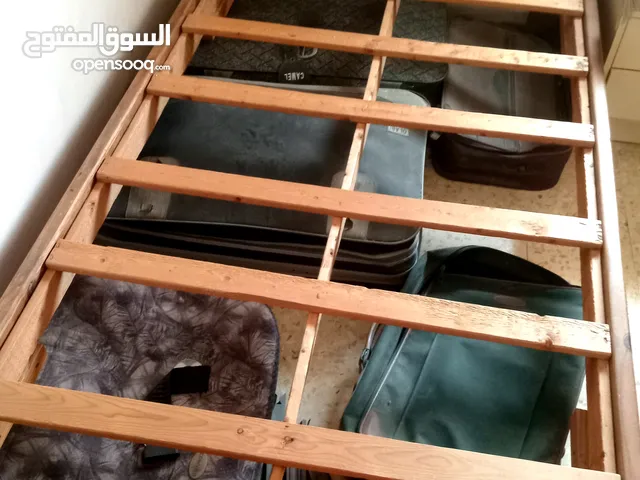 مجموعة أغراض للبيع بسعر 60 دينار كامل وحرمات