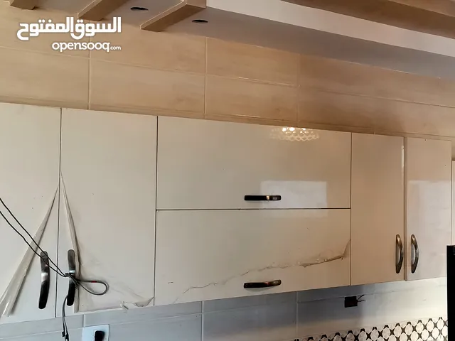 دولاب مطــبخ درجـة أولى(شـبه جديد)