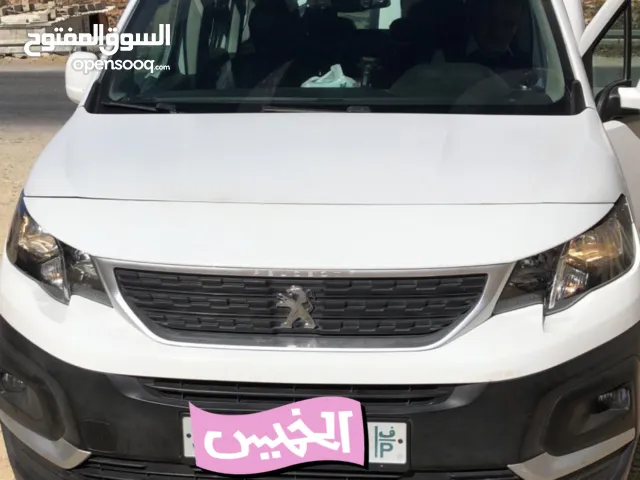 Used Peugeot Rifter in Hebron