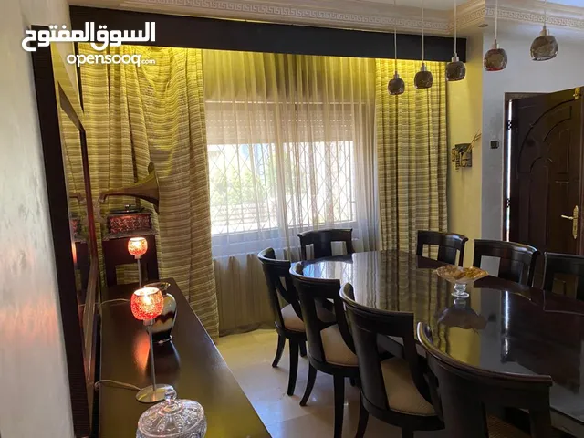 500 m2 5 Bedrooms Villa for Sale in Amman Khalda