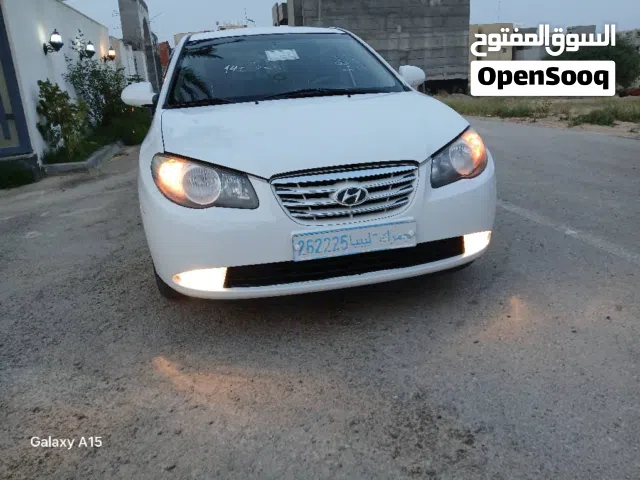 2010 هيونداي افانتي SE