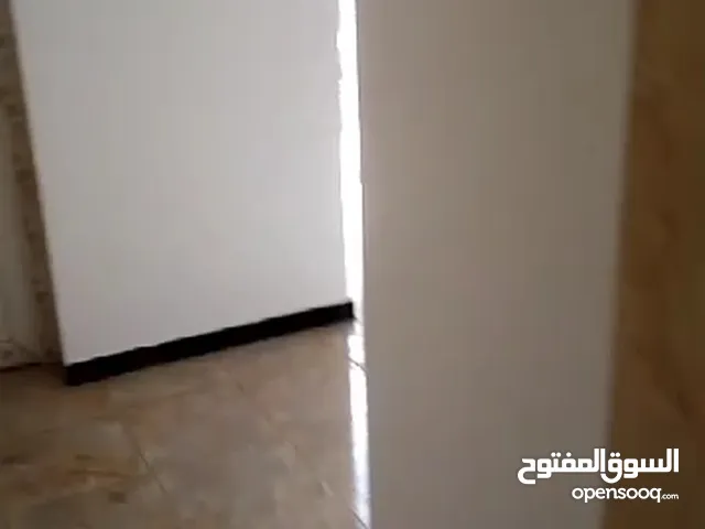استوديو ارضي خلف مستشفى الحكمة