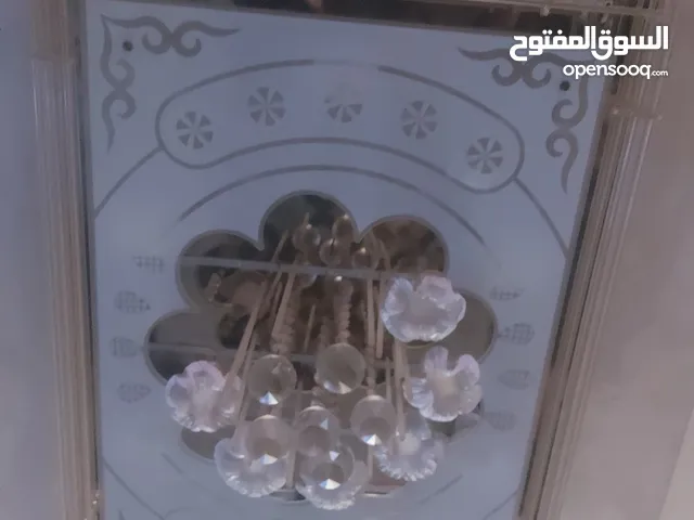 ثرية صالة مستعمل