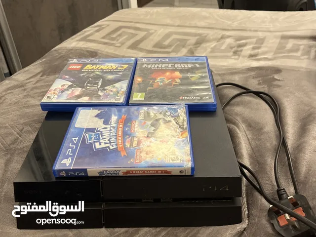 playstation 4 500gb with 3 playstation 4 discs