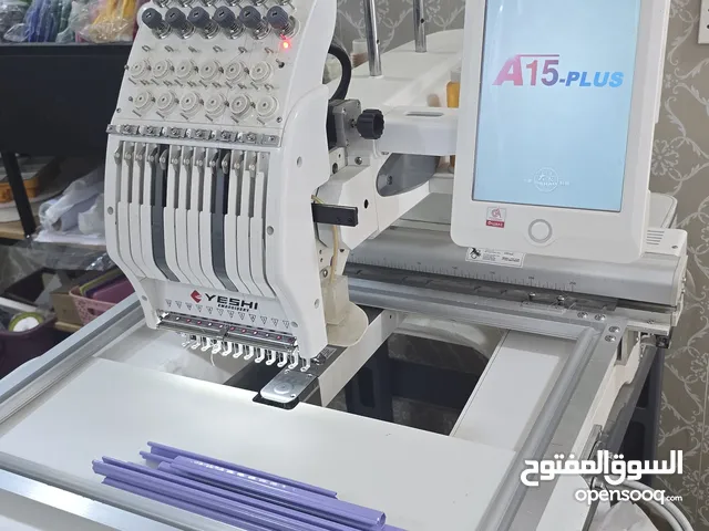 مكينة تطريز بكبيوتر مع التصاميم