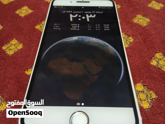 iPhone 8 Plus ب 4000 جنبه