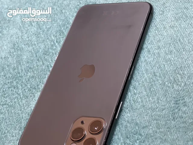Apple iPhone 11 Pro Max 64 GB in Al Mukalla
