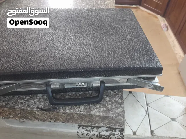 حقيبة رجال أعمال لحفظ الأوراق والملفات