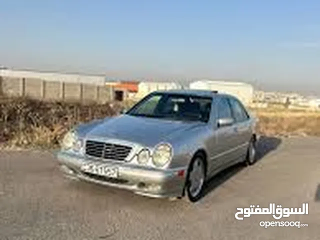 باب مرسيدس قرش ونص خلفي