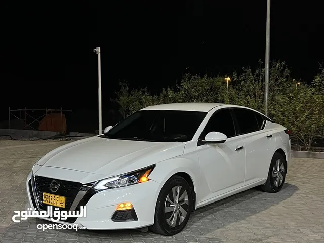 Used Nissan Altima in Muscat