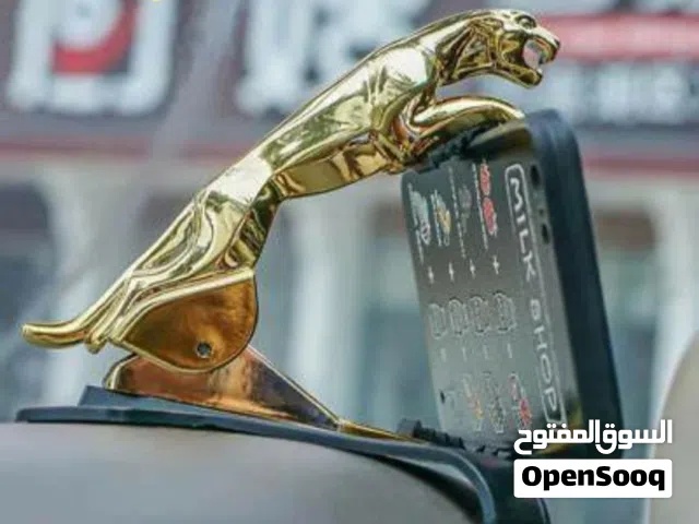 حامل هاتف فاخر للسيارات