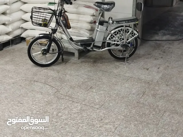 دراجه كهربائي بحاله الوكاله بتمشي 25كيلو بشحنه