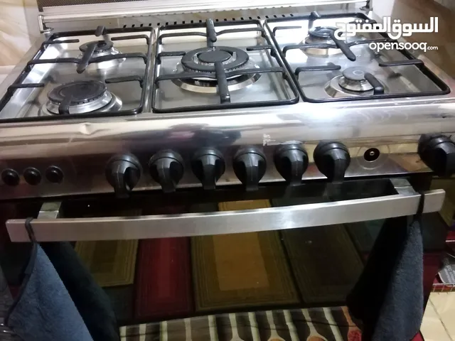 يونيڤرسال بوتجاز يونيڤرسال5شعله استخدام نضيف بمروحه داخليه