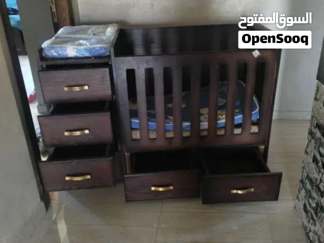 تخت بيبي للبيع