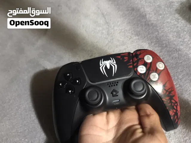 PS4 controller