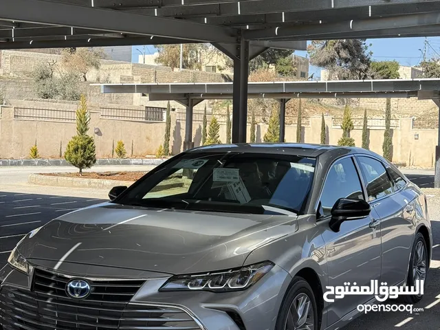 Used Toyota Avalon in Amman