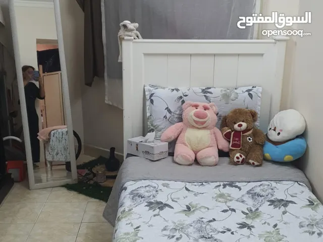 Room for rent with attached bathroom (45bd+EWA)/65 inclusive Only for working ladies-@ HIdd
