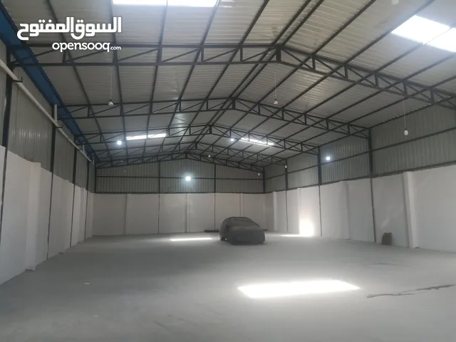 مخزن 1200 متر بيع او ايجار متفرع من الطريق الدائري ويوجد على الزراعى والصحراوى ومحرم بك