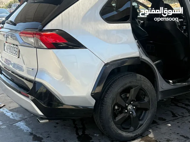 Used Toyota RAV 4 in Amman