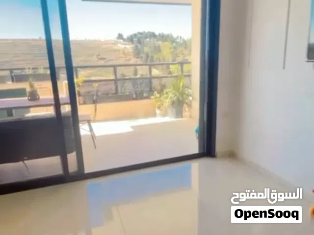 يوجد محل مكاتب في شارع الارسال مساحه 300 متر جديد