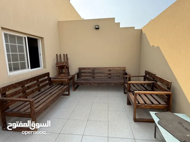 خشب كراسي بمدينة جدة