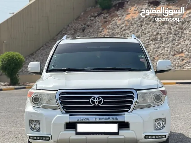 Toyota Land Cruiser 2014 in perfect condition FIRST OWNER