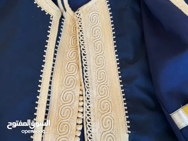بدلة زبون خدمة نص يد