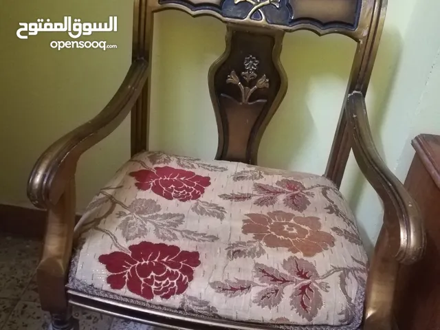 كراسي غرفة نوم واستخدامات متعددة
