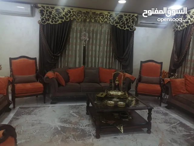 170 m2 3 Bedrooms Apartments for Sale in Amman Marka Al Shamaliya