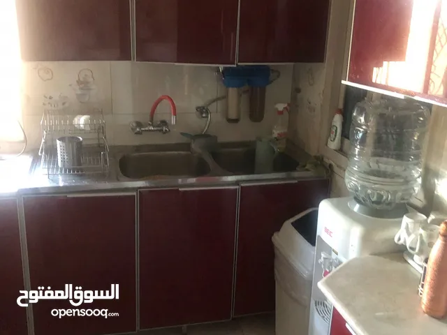 اثاث منزل كامل بحالة فوق الممتاز