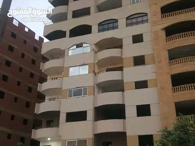 180 m2 3 Bedrooms Apartments for Sale in Cairo Ma'sara