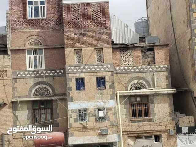 3 m2 More than 6 bedrooms Townhouse for Sale in Sana'a Assafi'yah District