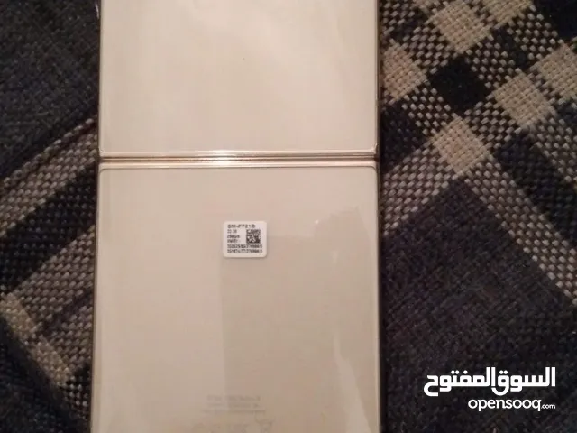 Samsung Galaxy Z Flip 256 GB in Tunis