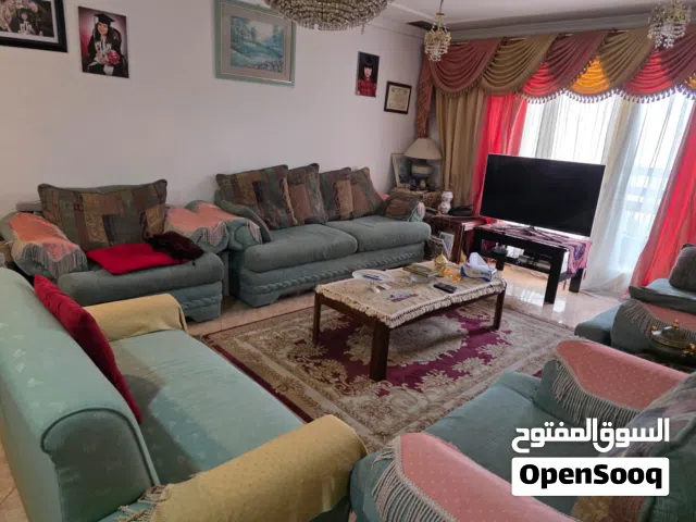 اثاث للبيع بدواعي تغيير المكان