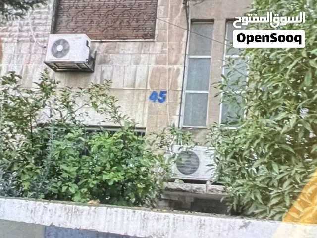 شقتين للبيع في عبدون الشماليه في سعر مغري