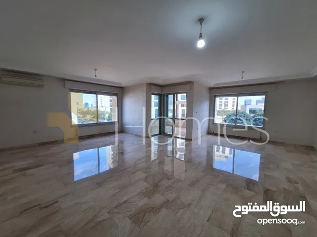 شقة للايجار طابق اول في عبدون بمساحة بناء 300م
