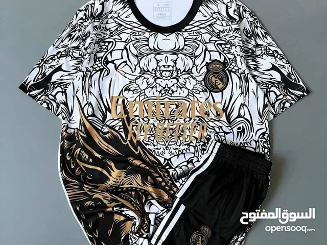 تيشيرت ريال مدريد(سعر 9 دنانير)