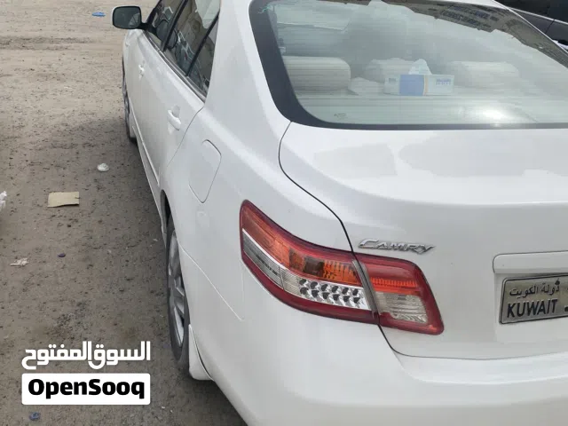 2011 تويوتا كامري GL