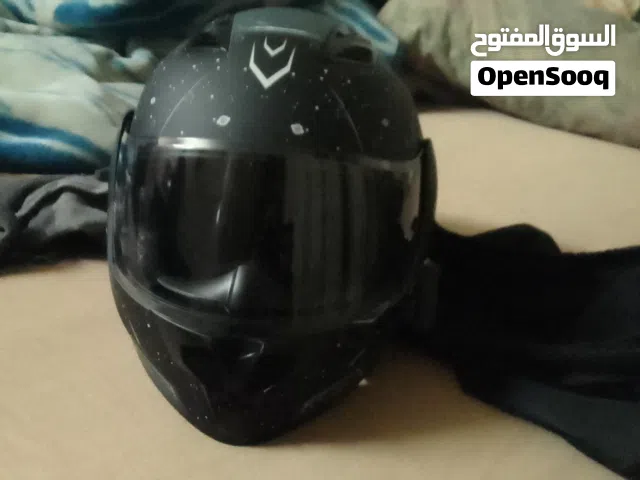 خوذة دراجة/سكوتر جديدة 100%  سماعة بلوتوث مرفقة (تشتغل ممتاز)  الموقع: عمّان –