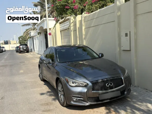 Infiniti Q50 2.0 turbo