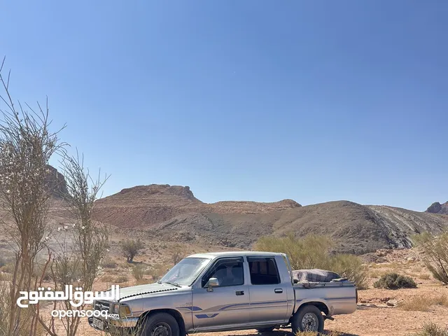 هايلكس 1993 بحاجه فرهول