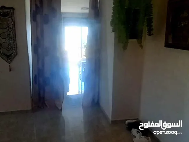 شقة 209 متر سردا الشارع الرئيسي/ بجانب ICON مول و قصر الضيافه