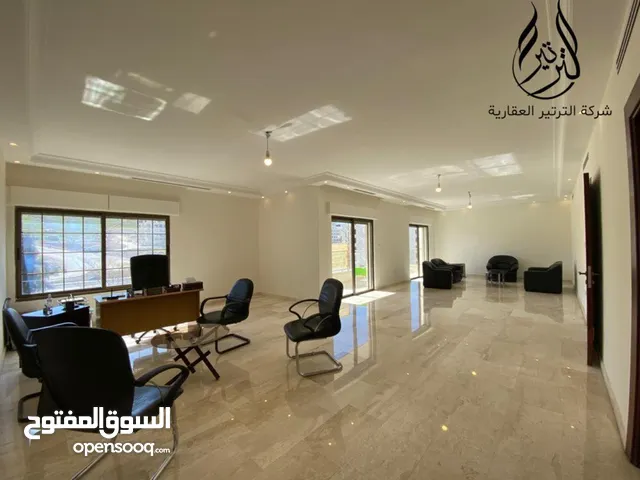 321 m2 4 Bedrooms Apartments for Sale in Amman Deir Ghbar