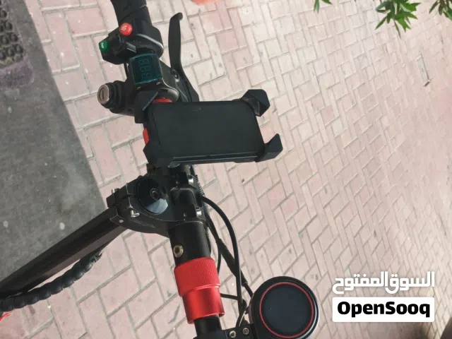 اسكوتر كهربائي استعمال 3 شهور بحاله الزيرو